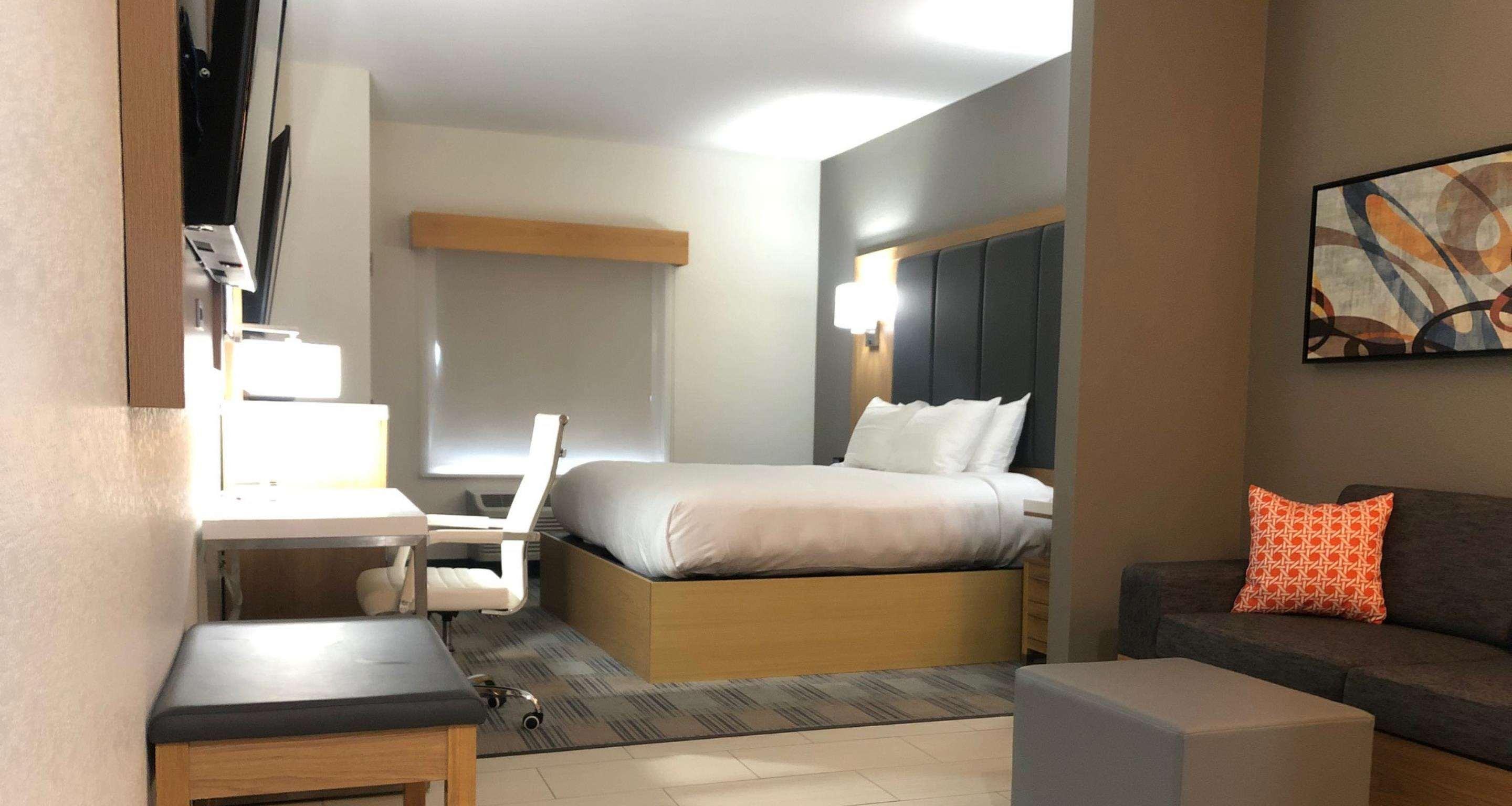 La Quinta Inn & Suites By Wyndham Coralville Iowa City Esterno foto
