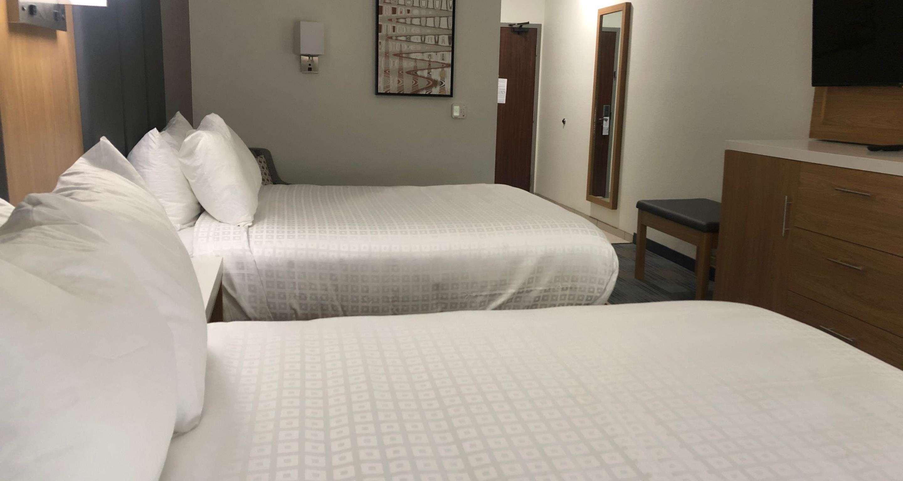 La Quinta Inn & Suites By Wyndham Coralville Iowa City Esterno foto