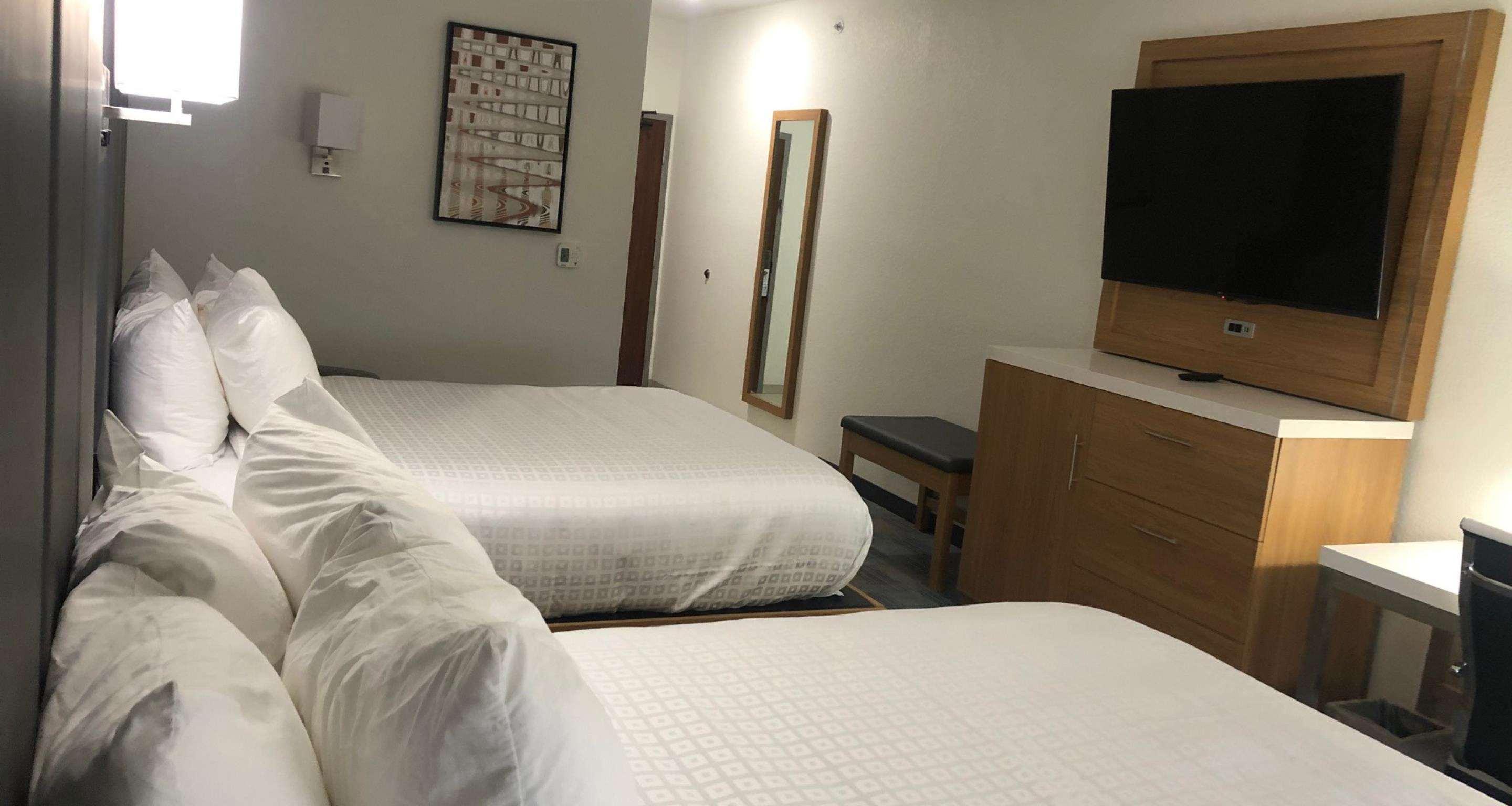 La Quinta Inn & Suites By Wyndham Coralville Iowa City Esterno foto