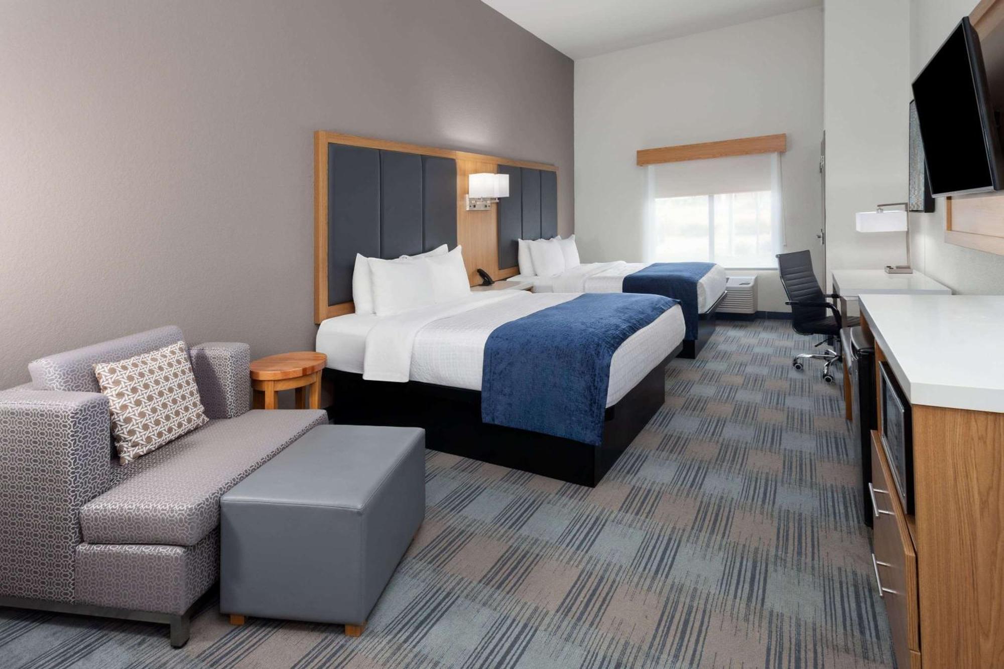 La Quinta Inn & Suites By Wyndham Coralville Iowa City Esterno foto
