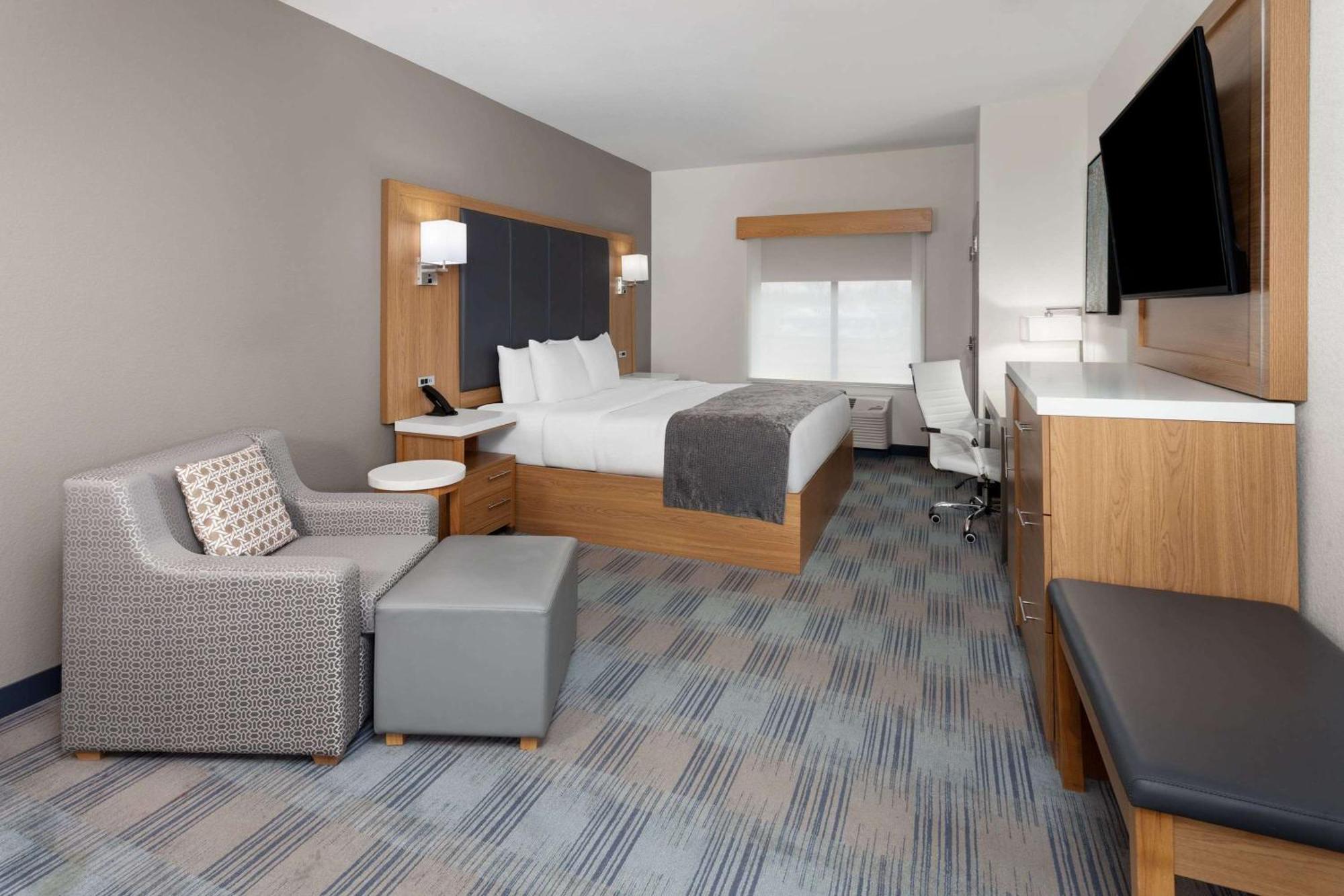 La Quinta Inn & Suites By Wyndham Coralville Iowa City Esterno foto